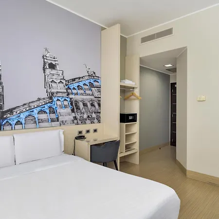 Ξενοδοχείο Milano-monza 3*