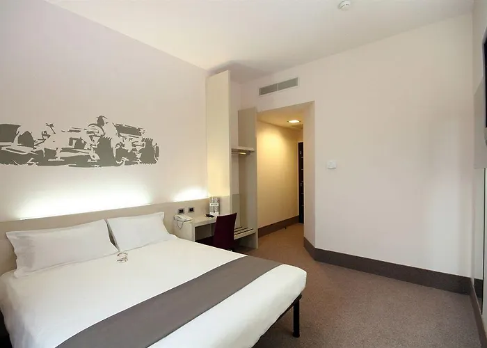 Ξενοδοχείο Milano-monza 3*